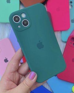 Silicone Case - iPhone 13 - Fechada Embaixo E Na Câmera - Verde Escuro