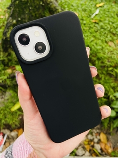 Silicone Case - iPhone 14 Plus - Fechada Embaixo - Preto