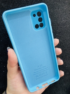 Case Veludo - Samsung A31 - com proteção na câmera - Azul Claro - comprar online