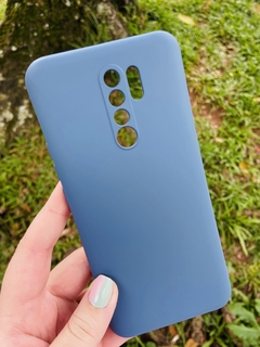 Case Veludo - Xiaomi Redmi 9 - Com Proteção Na Câmera - Azul Marinho