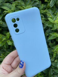 Case Veludo - Samsung A02 S - Com proteção na câmera - Azul Cinderela