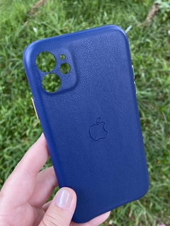 Case Couro - iPhone 11 - Com Veludo Interno - Azul Escuro