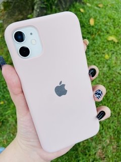 Silicone Case - iPhone 11 - Fechada Embaixo - Nude
