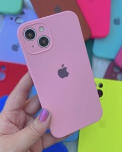 Silicone Case - iPhone 13 - Fechada Embaixo E Na Câmera - Rosa Bebê