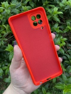 Case Veludo - Samsung A12 - com proteção na câmera - Vermelho - comprar online