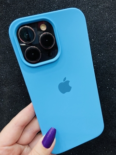 Silicone Case - iPhone 14 Pro Max - Fechada Embaixo - Azul Claro