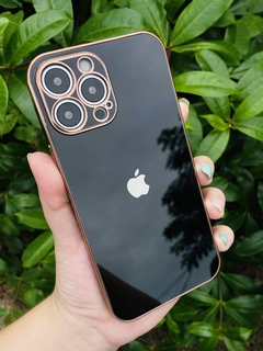 Case Vidro - iPhone 13 Pro Max - Preto borda rose