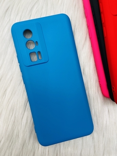 Case Veludo - Xiaomi Poco F5 Pro - Com Proteção Na Câmera - Azul