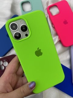 Silicone Case - iPhone 12 Pro Max - Fechada Embaixo - Verde Neon