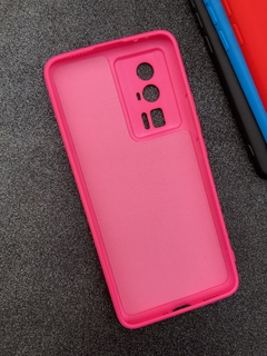 Case Veludo - Xiaomi Poco F5 Pro - Com Proteção Na Câmera - Pink - comprar online