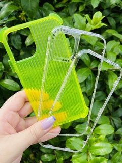 Case Clutch 3 Em 1 - iPhone 13 - Com Aro Frontal - Verde Neon - comprar online