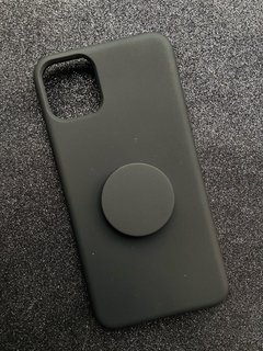Case com pop - iPhone 11 Pro Max - Cachorro Alpha