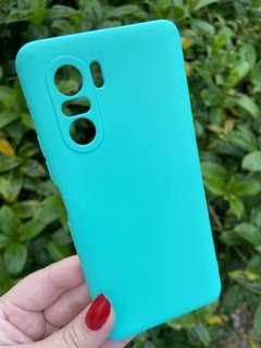 Case Veludo - Xiaomi Poco F3 / Mi 11 X / Mi 11 X Pro - Com proteção na câmera - Turquesa