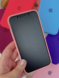 Silicone Case - iPhone 11 - Fechada Embaixo E Na Câmera - Pêssego - comprar online