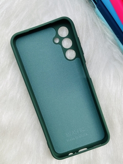 Case Veludo - Samsung A14 - Com Proteção Na Câmera - Verde Escuro - comprar online