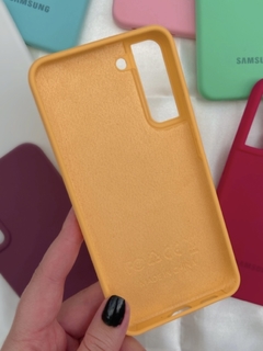 Silicone Case - Samsung S22 Plus - Amarelo - comprar online