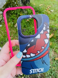 Case 2 em 1 - iPhone 13 Pro - Stitch Boca - comprar online