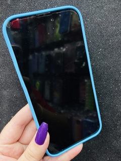 Silicone Case - iPhone 14 Pro Max - Fechada Embaixo - Azul Claro - comprar online
