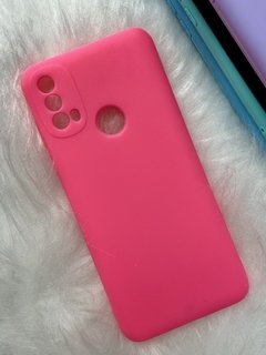 Case Veludo - Motorola E20 / E40 - Com proteção na câmera - Pink