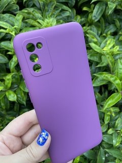 Case Veludo - Samsung A02 S - Com proteção na câmera - Roxo