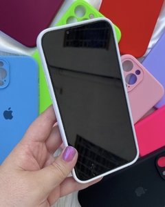 Silicone Case - iPhone 13 Pro - Fechada Embaixo E Na Câmera - Branco - comprar online