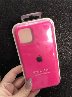 Imagem do Silicone Case - iPhone 11 Pro - Aberta Embaixo