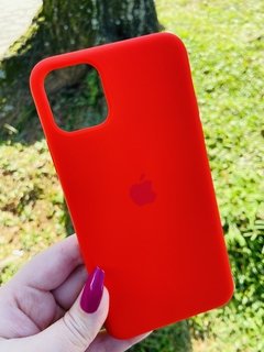 Silicone Case - iPhone 11 Pro Max - Aberta Embaixo - Vermelho