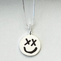 COLAR SMILEY FACE - LOUIS TOMLINSON - comprar online