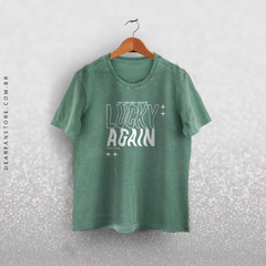 CAMISETA ESTONADA LUCKY AGAIN - LOUIS TOMLINSON - loja online