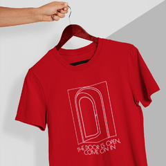 CAMISETA THE DOOR IS OPEN - HARRY'S HOUSE