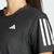 CAMISETA ADIDAS OWN THE RUN BASE FEMININO PRETO, IN2961, CORRIDA DE RUA, TREINO, ACADEMIA, YOGA, ATIVIDADE FISICA, ESPORTES, LAZER, CONFORTO, CAMINHADA, MUSCULAÇÃO,