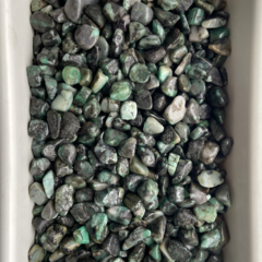 Esmeralda / Unidade - Pedras Naturais e Semipreciosas com Cristais | Crystal Rio