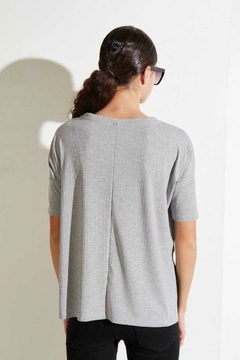 Remera Morley Amplia Con Aberturas Gris / Ver en internet