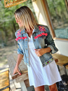CAMPERA DE JEAN BORDADA 68582 Comprar en TRESDELSEIS