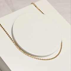 CHOKER BOLINHAS ACHATADAS BANHADA A OURO - comprar online