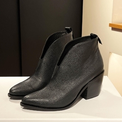 739/10 Negro