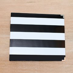 American Crafts - Becky Higgins - Álbum importado para Scrapbook - Tamanho 30,5x30,5cm (12x12") - Black and White Stripe - comprar online