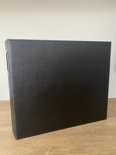 ÁLBUM NACIONAL GI DEMELLO para Scrapbook tamanho 30,5x30,5cm (12"x 12") - Cor Preto - Scrapbook Life - Materiais para Scrapbook