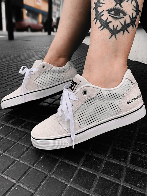 Tenis dc anvil preto e branco 2025