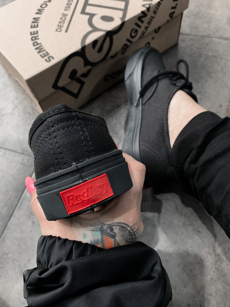 Tenis redley monocromo preto shop