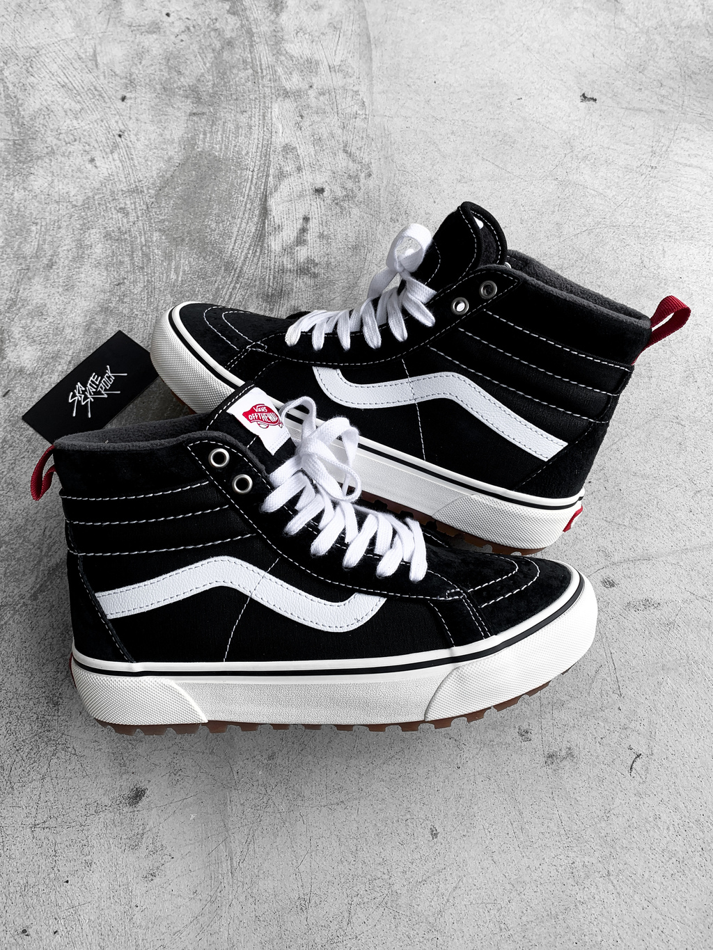 T nis Vans Sk8 Hi Mte Black True White