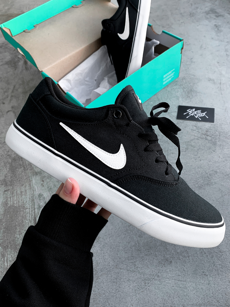 Nike hotsell preto sb