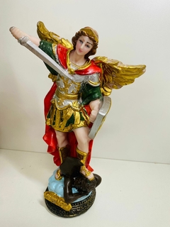 Estatua Arcanjo Miguel colorido 21 cm