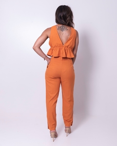 CALCA BOTAO PERNA DRESS - comprar online