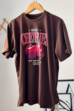 T-shirt Cherry na internet