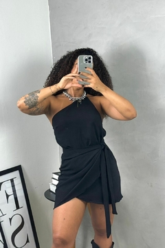 Vestido Camila preto na internet