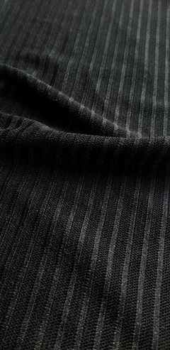 Jacquard sobre tul - J4C427 NEGRO