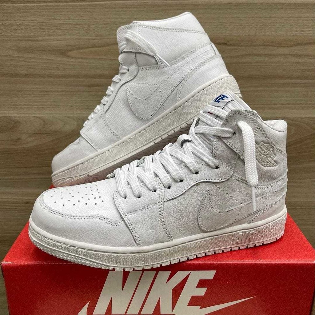 Basqueteira nike preta discount