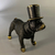 cachorro-preto-de-resina-para-decoração
