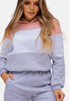 Conjunto Feminino Moletom Calça e Blusa fechada Com Capuz